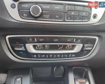 Серый Рено Гранд Сценик, объемом двигателя 1.5 л и пробегом 201 тыс. км за 11200 $, фото 26 на Automoto.ua