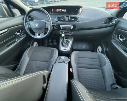 Серый Рено Гранд Сценик, объемом двигателя 1.6 л и пробегом 206 тыс. км за 11221 $, фото 27 на Automoto.ua