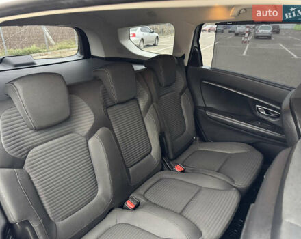 Серый Рено Гранд Сценик, объемом двигателя 1.5 л и пробегом 200 тыс. км за 14800 $, фото 70 на Automoto.ua