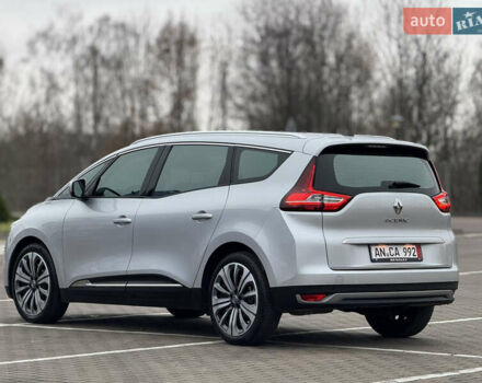 Серый Рено Гранд Сценик, объемом двигателя 1.5 л и пробегом 200 тыс. км за 14800 $, фото 23 на Automoto.ua