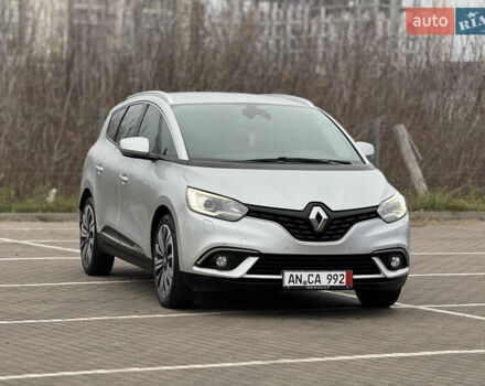 Серый Рено Гранд Сценик, объемом двигателя 1.5 л и пробегом 200 тыс. км за 14800 $, фото 5 на Automoto.ua