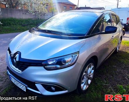 Серый Рено Гранд Сценик, объемом двигателя 1.5 л и пробегом 200 тыс. км за 15799 $, фото 2 на Automoto.ua