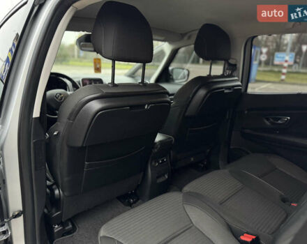 Серый Рено Гранд Сценик, объемом двигателя 1.5 л и пробегом 200 тыс. км за 14800 $, фото 66 на Automoto.ua