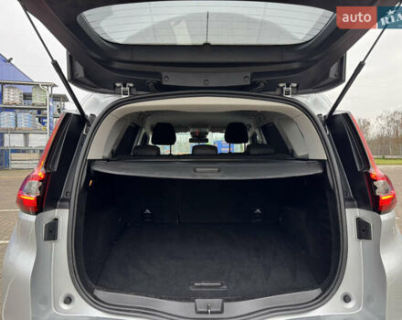 Серый Рено Гранд Сценик, объемом двигателя 1.5 л и пробегом 200 тыс. км за 14700 $, фото 67 на Automoto.ua