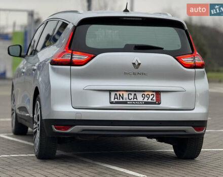 Серый Рено Гранд Сценик, объемом двигателя 1.5 л и пробегом 200 тыс. км за 14800 $, фото 28 на Automoto.ua