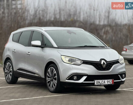 Серый Рено Гранд Сценик, объемом двигателя 1.5 л и пробегом 200 тыс. км за 14800 $, фото 10 на Automoto.ua