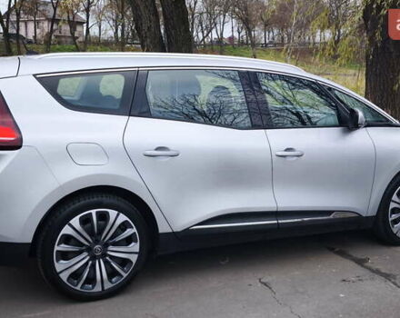 Серый Рено Гранд Сценик, объемом двигателя 1.5 л и пробегом 140 тыс. км за 14600 $, фото 5 на Automoto.ua