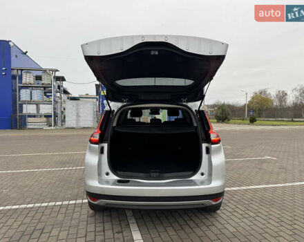 Серый Рено Гранд Сценик, объемом двигателя 1.5 л и пробегом 200 тыс. км за 14800 $, фото 71 на Automoto.ua