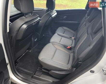 Серый Рено Гранд Сценик, объемом двигателя 1.5 л и пробегом 140 тыс. км за 14600 $, фото 15 на Automoto.ua