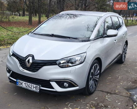 Серый Рено Гранд Сценик, объемом двигателя 1.5 л и пробегом 140 тыс. км за 14600 $, фото 9 на Automoto.ua