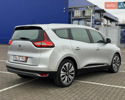 Серый Рено Гранд Сценик, объемом двигателя 1.5 л и пробегом 200 тыс. км за 14800 $, фото 33 на Automoto.ua