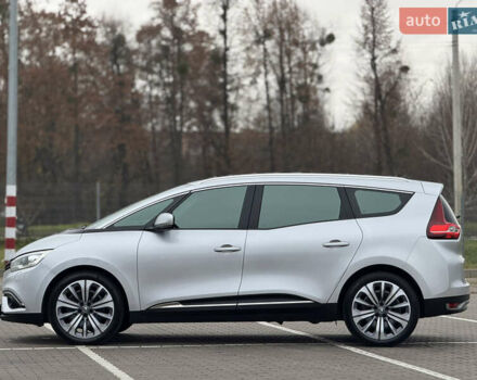 Серый Рено Гранд Сценик, объемом двигателя 1.5 л и пробегом 200 тыс. км за 14800 $, фото 19 на Automoto.ua