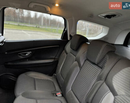 Серый Рено Гранд Сценик, объемом двигателя 1.5 л и пробегом 200 тыс. км за 14800 $, фото 65 на Automoto.ua