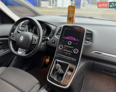 Серый Рено Гранд Сценик, объемом двигателя 1.5 л и пробегом 200 тыс. км за 14800 $, фото 48 на Automoto.ua