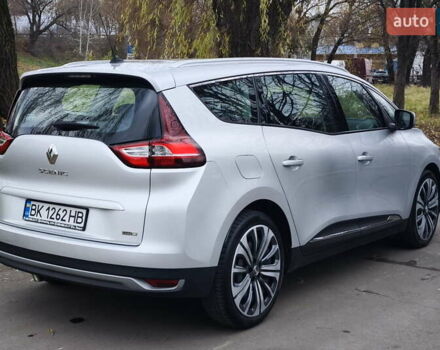 Серый Рено Гранд Сценик, объемом двигателя 1.5 л и пробегом 140 тыс. км за 14600 $, фото 4 на Automoto.ua