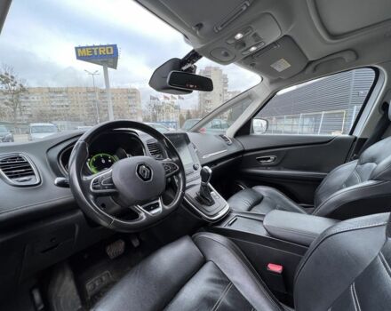 Серый Рено Гранд Сценик, объемом двигателя 1.6 л и пробегом 306 тыс. км за 14000 $, фото 2 на Automoto.ua