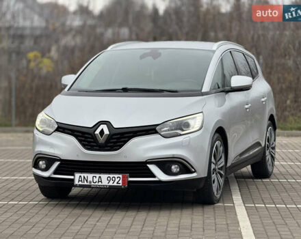 Серый Рено Гранд Сценик, объемом двигателя 1.5 л и пробегом 200 тыс. км за 14800 $, фото 3 на Automoto.ua