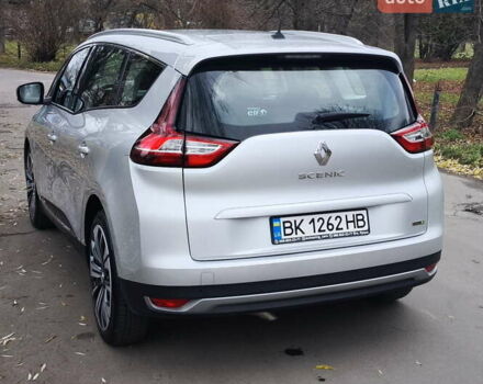 Серый Рено Гранд Сценик, объемом двигателя 1.5 л и пробегом 140 тыс. км за 14600 $, фото 3 на Automoto.ua