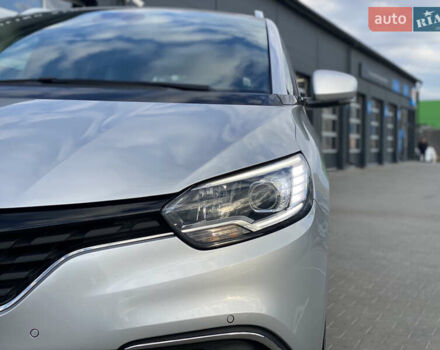 Серый Рено Гранд Сценик, объемом двигателя 1.6 л и пробегом 207 тыс. км за 14500 $, фото 5 на Automoto.ua