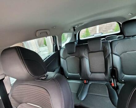 Сірий Рено Гранд Сценік, об'ємом двигуна 1.46 л та пробігом 203 тис. км за 16100 $, фото 12 на Automoto.ua