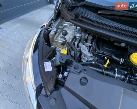 Серый Рено Гранд Сценик, объемом двигателя 1.6 л и пробегом 207 тыс. км за 14500 $, фото 45 на Automoto.ua