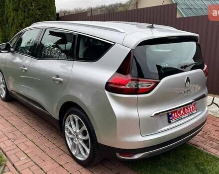 Сірий Рено Гранд Сценік, об'ємом двигуна 1.5 л та пробігом 132 тис. км за 16900 $, фото 4 на Automoto.ua
