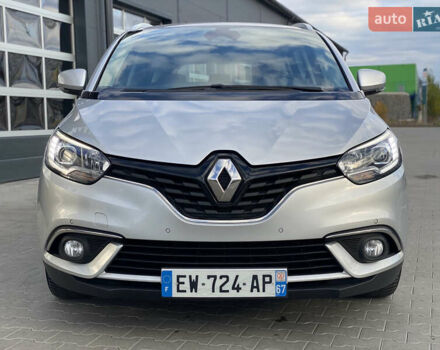 Серый Рено Гранд Сценик, объемом двигателя 1.6 л и пробегом 207 тыс. км за 14500 $, фото 3 на Automoto.ua