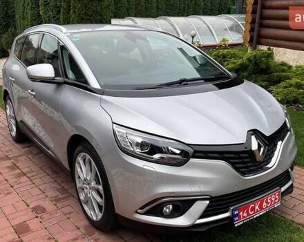 Сірий Рено Гранд Сценік, об'ємом двигуна 1.5 л та пробігом 132 тис. км за 16900 $, фото 1 на Automoto.ua