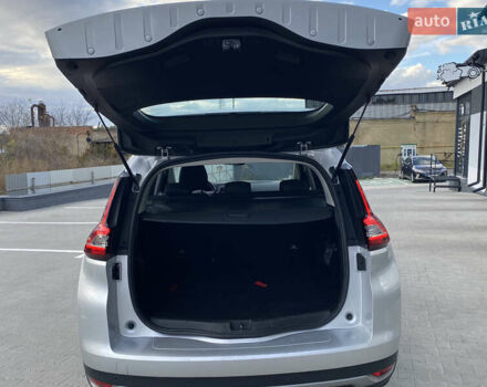 Серый Рено Гранд Сценик, объемом двигателя 1.6 л и пробегом 207 тыс. км за 14500 $, фото 17 на Automoto.ua