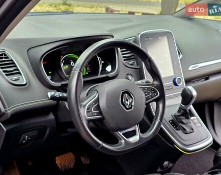 Серый Рено Гранд Сценик, объемом двигателя 1.6 л и пробегом 188 тыс. км за 17500 $, фото 45 на Automoto.ua