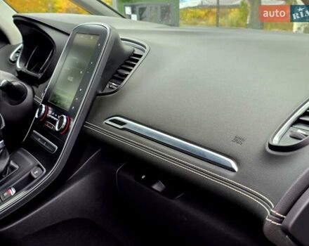 Серый Рено Гранд Сценик, объемом двигателя 1.6 л и пробегом 188 тыс. км за 17500 $, фото 46 на Automoto.ua