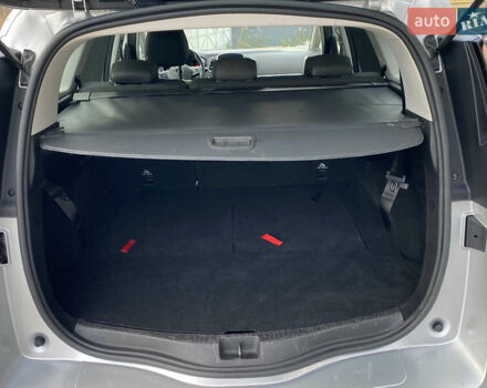 Серый Рено Гранд Сценик, объемом двигателя 1.6 л и пробегом 207 тыс. км за 14500 $, фото 18 на Automoto.ua