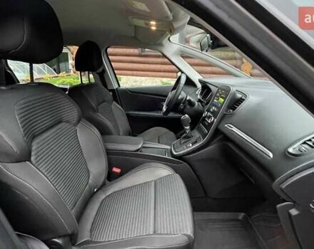 Сірий Рено Гранд Сценік, об'ємом двигуна 1.5 л та пробігом 132 тис. км за 16900 $, фото 8 на Automoto.ua