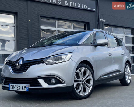 Серый Рено Гранд Сценик, объемом двигателя 1.6 л и пробегом 207 тыс. км за 14500 $, фото 2 на Automoto.ua