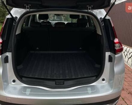 Сірий Рено Гранд Сценік, об'ємом двигуна 1.5 л та пробігом 132 тис. км за 16900 $, фото 26 на Automoto.ua