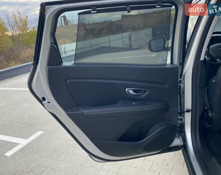 Серый Рено Гранд Сценик, объемом двигателя 1.6 л и пробегом 207 тыс. км за 14500 $, фото 22 на Automoto.ua