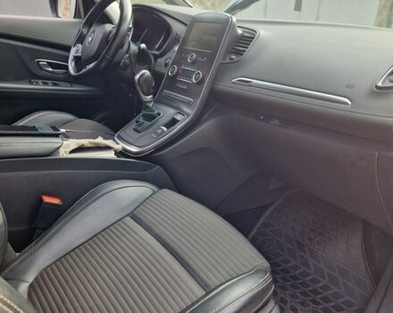 Серый Рено Гранд Сценик, объемом двигателя 1.5 л и пробегом 220 тыс. км за 16299 $, фото 6 на Automoto.ua