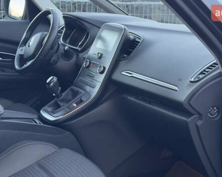 Рено Гранд Сценик 2019 в Стрые на Automoto.ua Серый Рено Гранд Сценик, объемом двигателя 1.7 л и пробегом 140 тыс. км за 14899 $, фото 88 на Automoto.ua