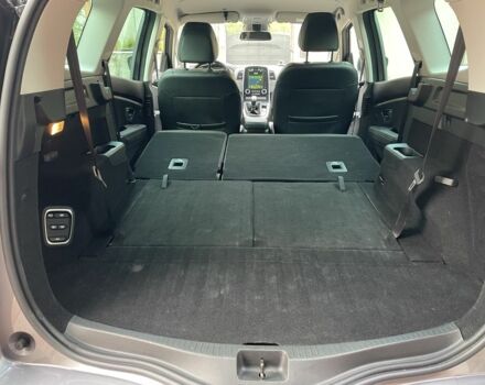 Сірий Рено Гранд Сценік, об'ємом двигуна 1.7 л та пробігом 218 тис. км за 15500 $, фото 23 на Automoto.ua