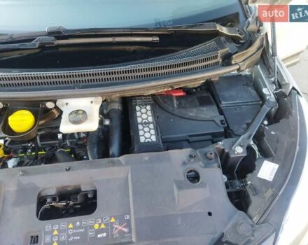 Серый Рено Гранд Сценик, объемом двигателя 1.8 л и пробегом 239 тыс. км за 15899 $, фото 48 на Automoto.ua