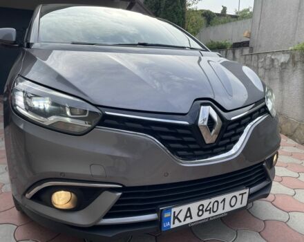 Сірий Рено Гранд Сценік, об'ємом двигуна 1.7 л та пробігом 218 тис. км за 15500 $, фото 2 на Automoto.ua