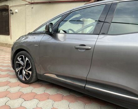 Сірий Рено Гранд Сценік, об'ємом двигуна 1.7 л та пробігом 218 тис. км за 15500 $, фото 4 на Automoto.ua