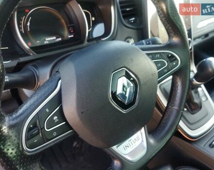 Серый Рено Гранд Сценик, объемом двигателя 1.7 л и пробегом 239 тыс. км за 15999 $, фото 32 на Automoto.ua