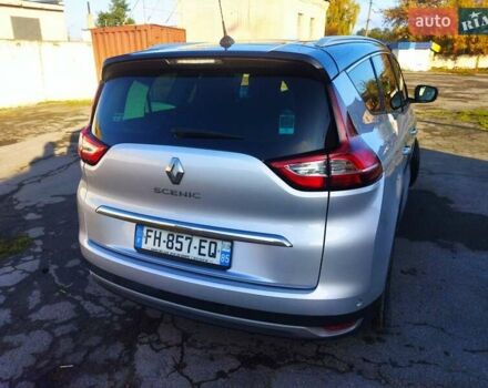 Серый Рено Гранд Сценик, объемом двигателя 1.8 л и пробегом 239 тыс. км за 15899 $, фото 23 на Automoto.ua