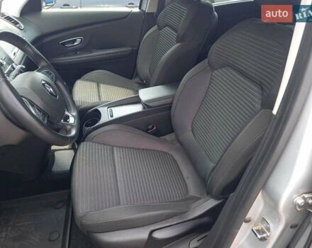 Сірий Рено Гранд Сценік, об'ємом двигуна 1.75 л та пробігом 164 тис. км за 16300 $, фото 21 на Automoto.ua