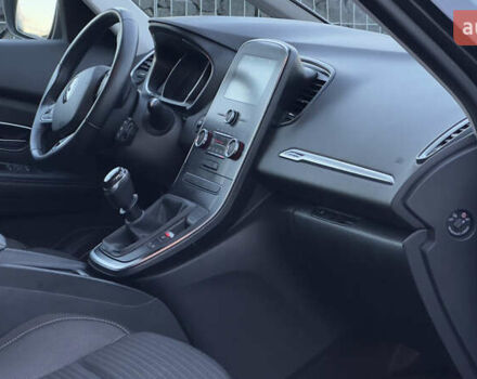 Рено Гранд Сценик 2019 в Стрые на Automoto.ua Серый Рено Гранд Сценик, объемом двигателя 1.7 л и пробегом 140 тыс. км за 14899 $, фото 86 на Automoto.ua