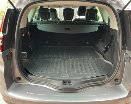 Сірий Рено Гранд Сценік, об'ємом двигуна 1.7 л та пробігом 218 тис. км за 15500 $, фото 13 на Automoto.ua