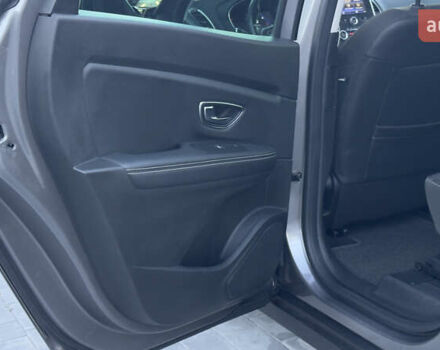 Рено Гранд Сценик 2019 в Стрые на Automoto.ua Серый Рено Гранд Сценик, объемом двигателя 1.7 л и пробегом 140 тыс. км за 14899 $, фото 125 на Automoto.ua