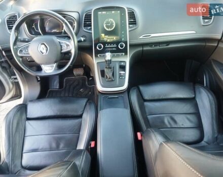 Серый Рено Гранд Сценик, объемом двигателя 1.7 л и пробегом 239 тыс. км за 15999 $, фото 12 на Automoto.ua