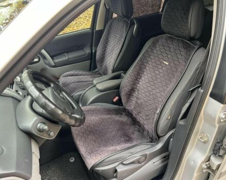 Серый Рено Гранд Сценик, объемом двигателя 1.9 л и пробегом 193 тыс. км за 5200 $, фото 7 на Automoto.ua